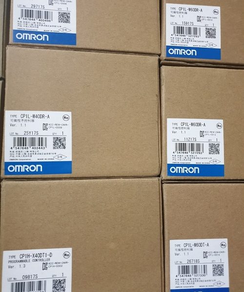 PLC Omron CP1L-L20DT1-D