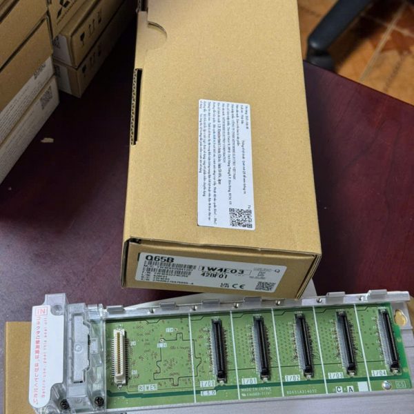 MITSUBISHI Q65B MITSUBISHI Q65B