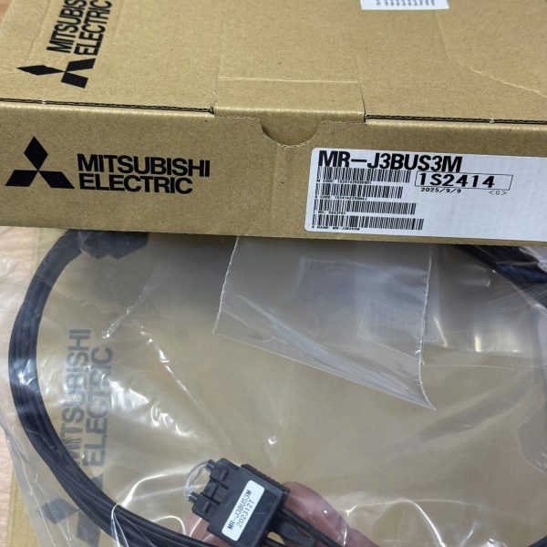 CÁP MITSUBISHI MR-J3BUS3M